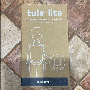 New In Box Tula Lite In Discover Print